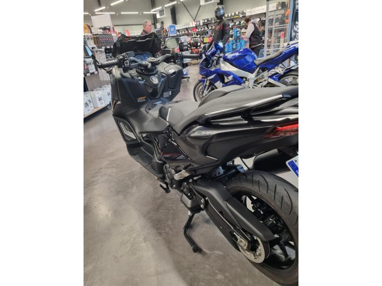 YAMAHA XP TMAX 560 TECH MAX