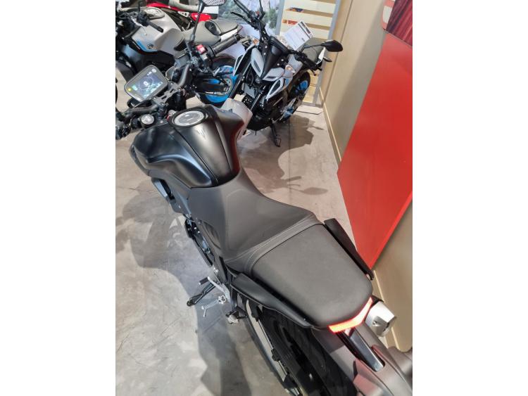 YAMAHA MT 125 ABS