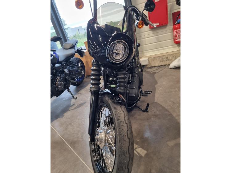 HARLEY-DAVIDSON SOFTAIL STREET BOB 107 